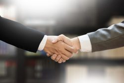 La Caisse et KKR acquièrent un courtier d'assurance américain