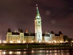 Le gouvernement conservateur offrira de nouvelles options d'épargne volontaire