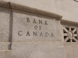 Banque du Canada : taux directeur stable au moins jusqu'à la fin 2016