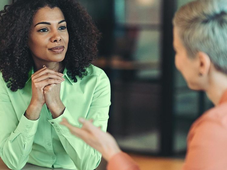 blog-woman-finance-800×600 alternate text for this image