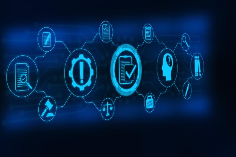 Illustration numérique futuriste de la conformité réglementaire et de la cybersécurité avec des icônes technologiques bleues (documents, légalité, sécurité, automatisation).