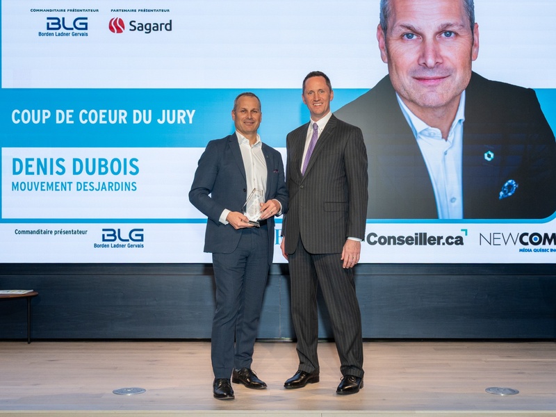 Photo prise à l'occasion du Top des leaders 2025. On y voit Joe Glionna avec Denis Dubois